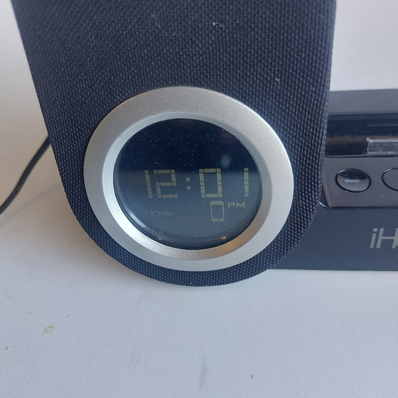 Ihome Alarm clock for iPhone - Picture 7 of 7